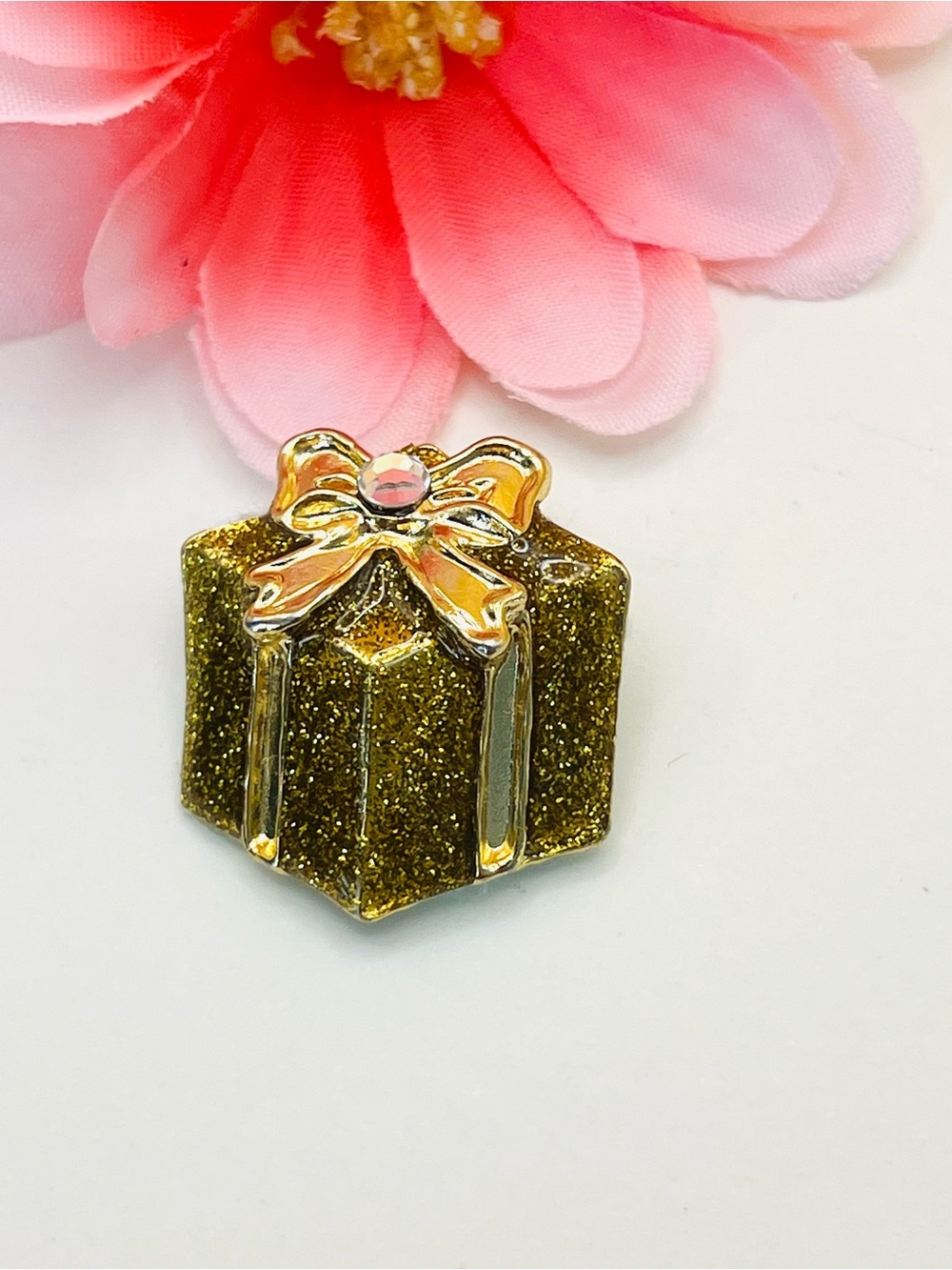Gold Glitter Gift Box Pin - Women Jewelry